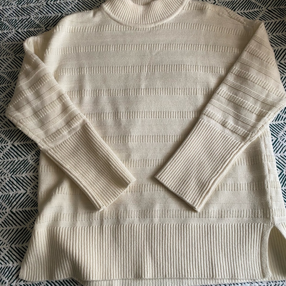Elegant Tunic Cream Sweater